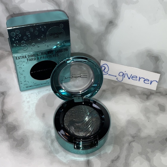 LEGENDARY LURE Alluring Aquatic Extra Dimension Eyeshadow Collection MAC - Picture 3 of 16